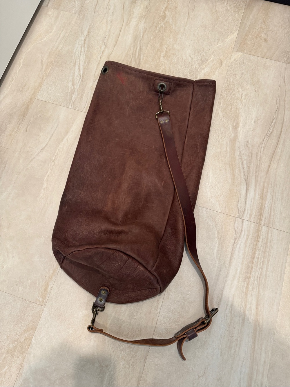 $525 Go Forth Goods Men's Brown Genuine Leather Sling Duffel bag sample sale XXL - Picture 2 of 10